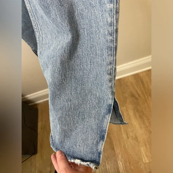 Abercrombie & Fitch Curve Love The ‘90s Straight Ultra High Rise Vent Hem Jeans - Picture 8 of 11